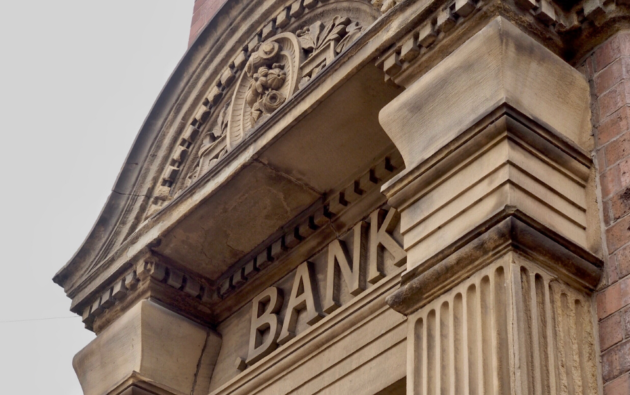 Bezpieczne domeny dla bank&oacute;w?