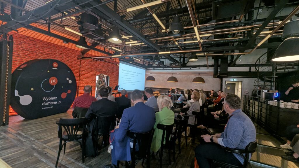 PXL 20250603 102255698