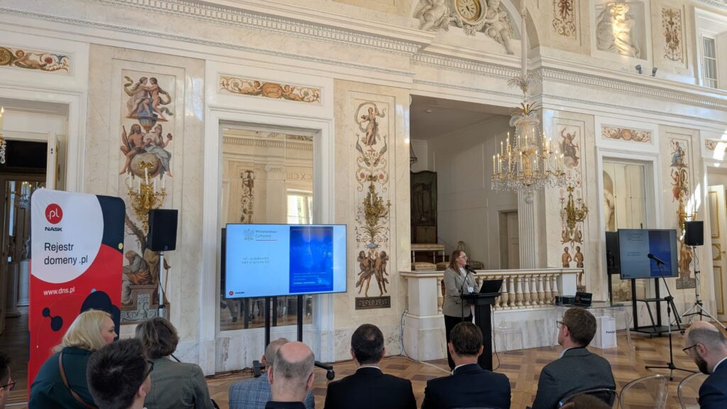 WhatsApp Image 2026 04 22 at 19.00.404